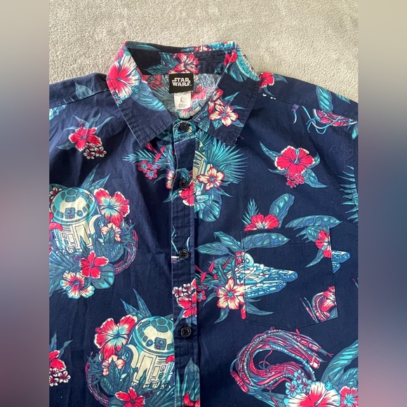 Star Wars Hawaiian Shirt Mens L Blue R2D2 Button Up Short Sleeve Hibiscus Floral - Picture 2 of 15
